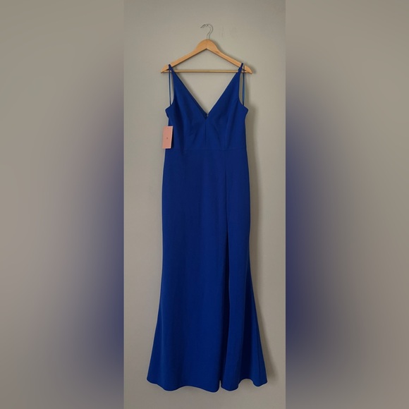 NWT!!! BHLDN Stella Sleeveless V-Neck Stretch Crepe Maxi Dress - Picture 3 of 6